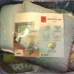 Comforter set, size king